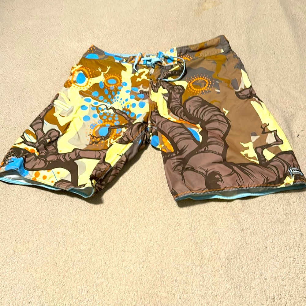 Billabong Howell art collection Boardshorts $40 size 34